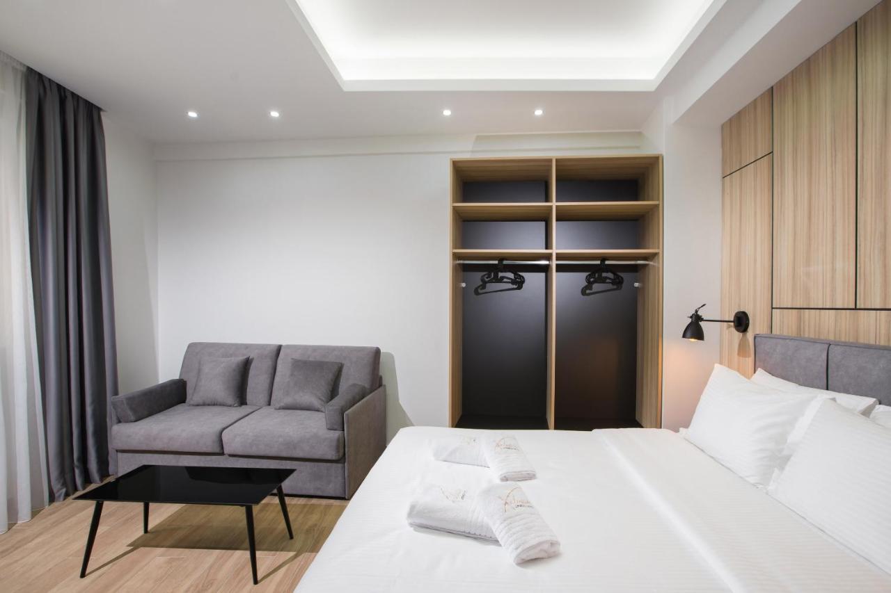 Xclusive Athens Suites ภายนอก รูปภาพ