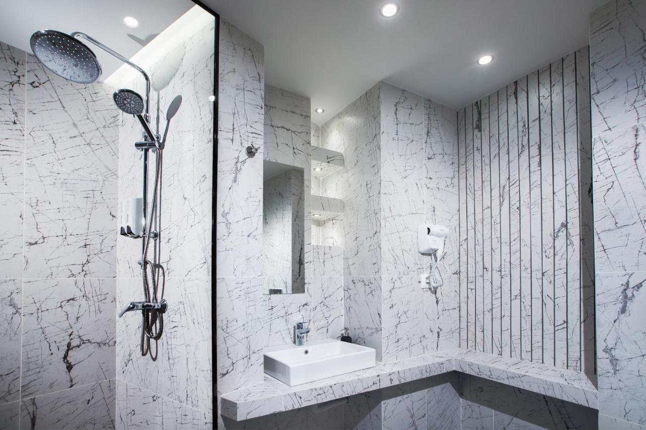 Xclusive Athens Suites ภายนอก รูปภาพ
