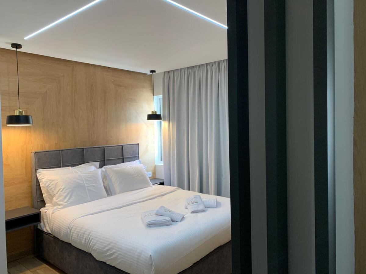 Xclusive Athens Suites ภายนอก รูปภาพ